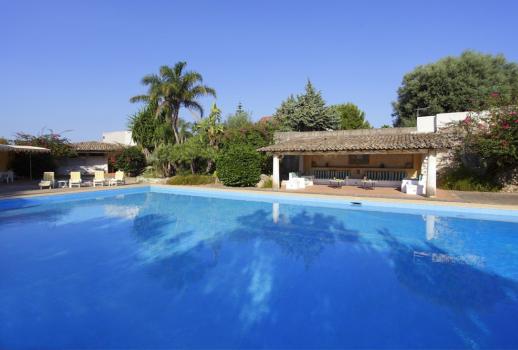 Villa magnifique et représentative avec piscine