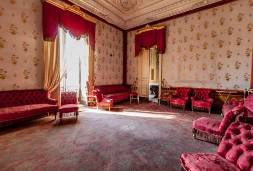 Förnämt palats från sent 1800-tal i siciliansk arkitektur