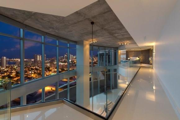 Modern Penthouse in with ultimate Miami Bay and City view 