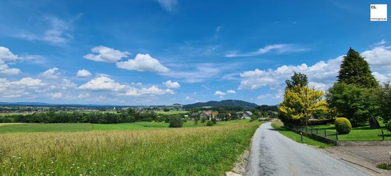 Maison de campagne spacieuse à St. Georgen am Attersee à vendre !